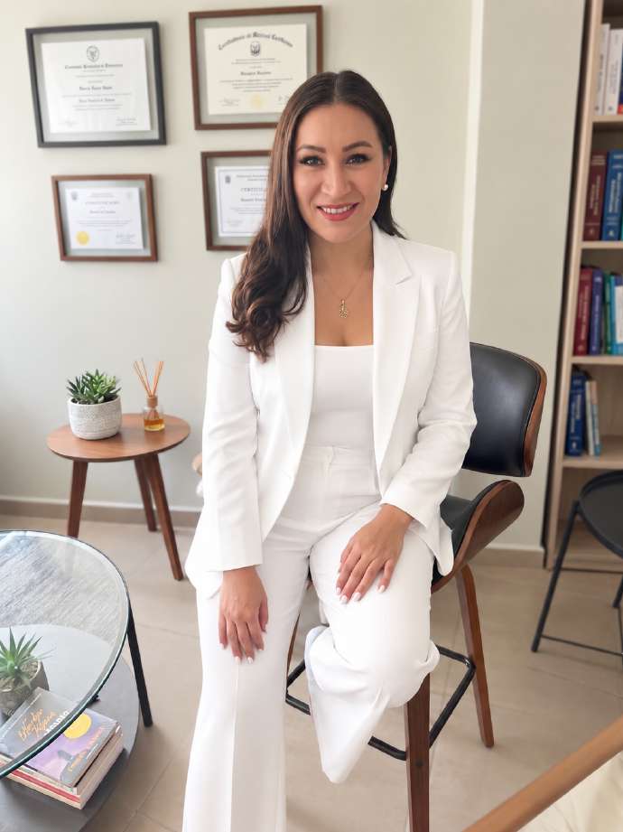 Linda Razo, psicóloga